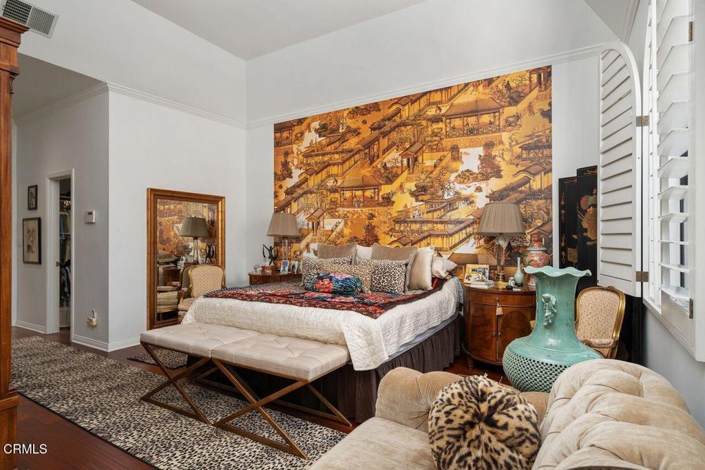 70 N Arroyo Boulevard