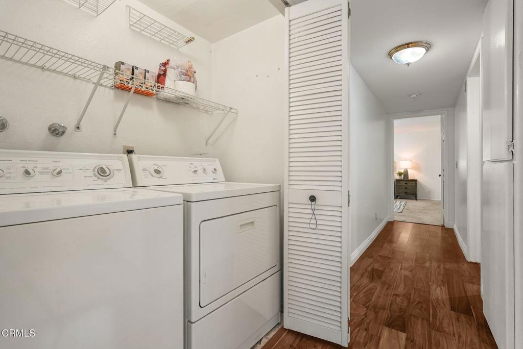 366 W California Avenue 6