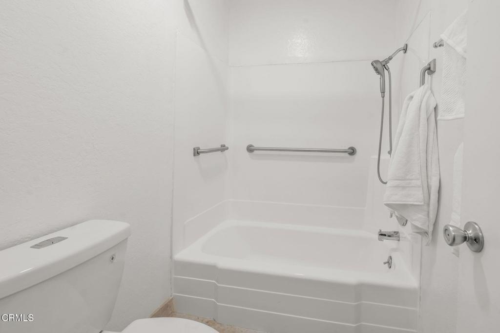 2386 E Del Mar Boulevard 304