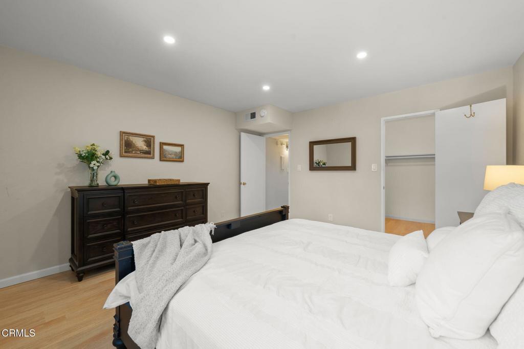 2386 E Del Mar Boulevard 304