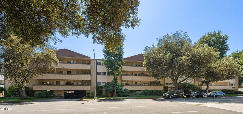 2386 E Del Mar Boulevard 304