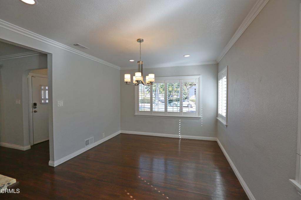 529 N El Molino Street