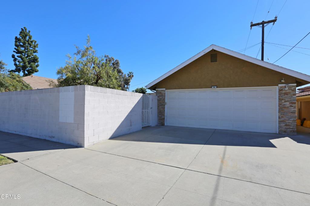 529 N El Molino Street