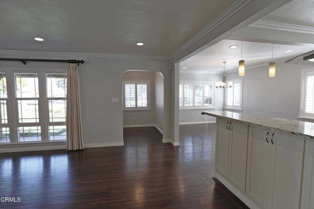 529 N El Molino Street