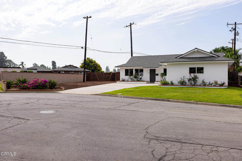 244 E Newburgh Street