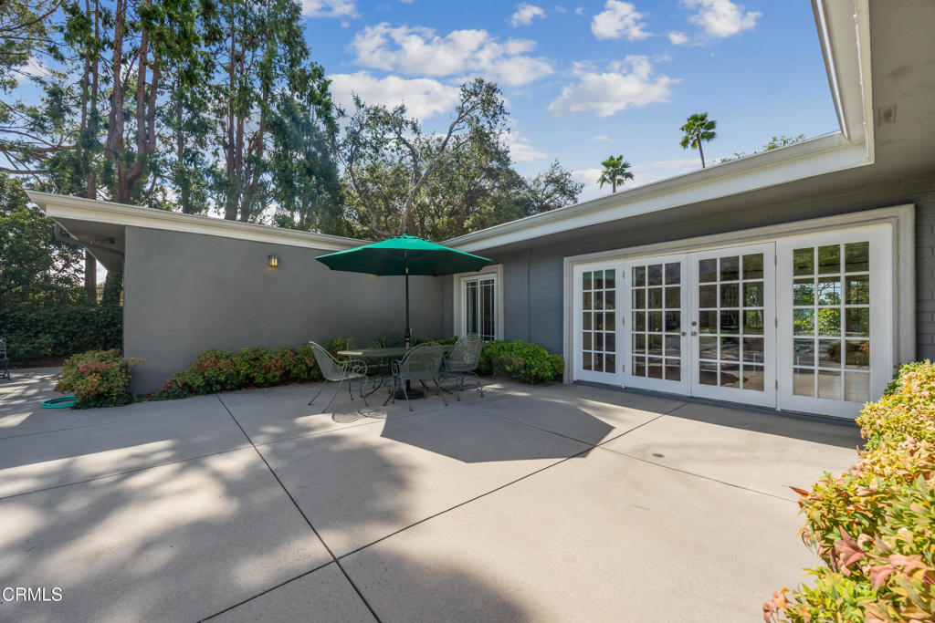 3432 Canyon Crest Road