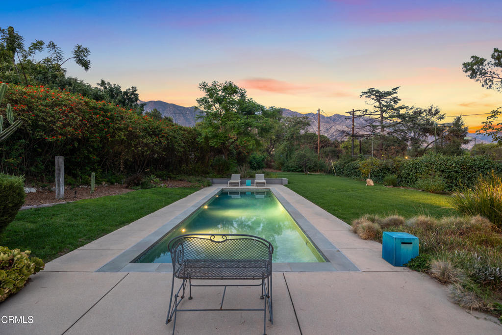 3432 Canyon Crest Road