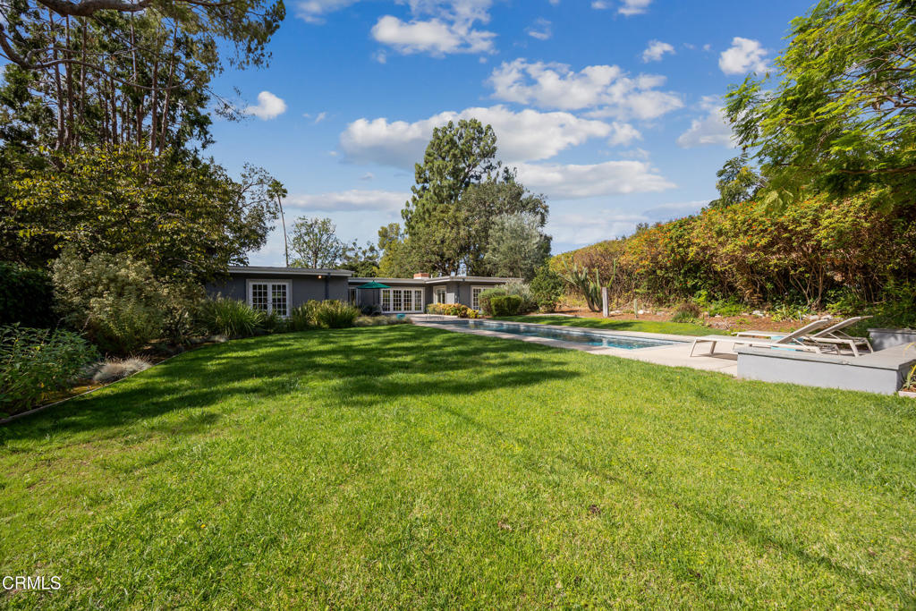 3432 Canyon Crest Road