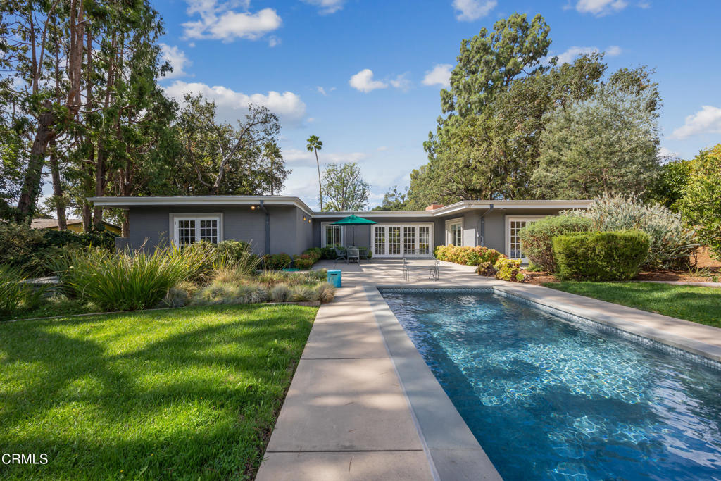 3432 Canyon Crest Road