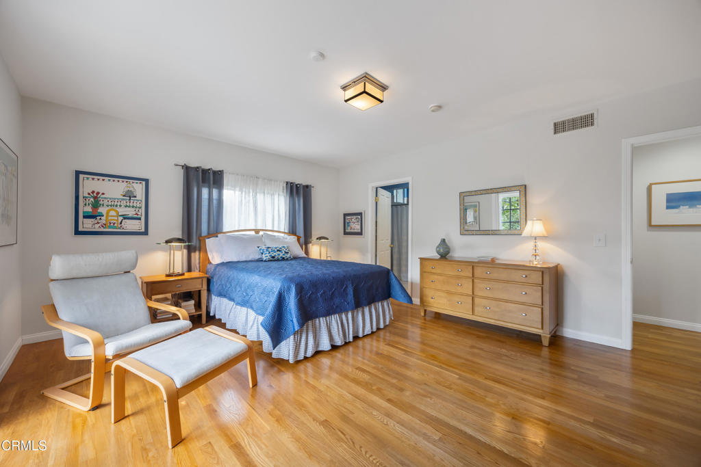 3432 Canyon Crest Road