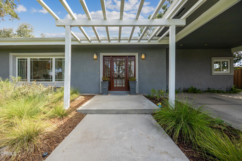 3432 Canyon Crest Road