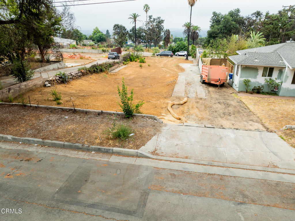 740 E Poppyfields Drive