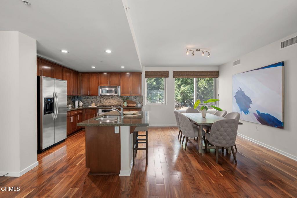 111 S De Lacey Avenue 313