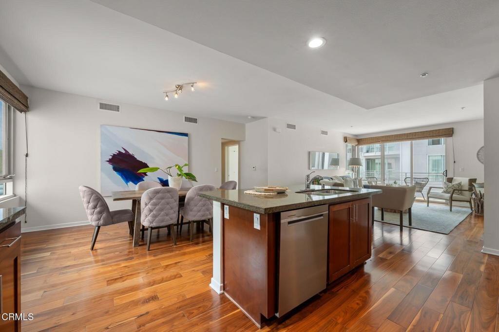 111 S De Lacey Avenue 313