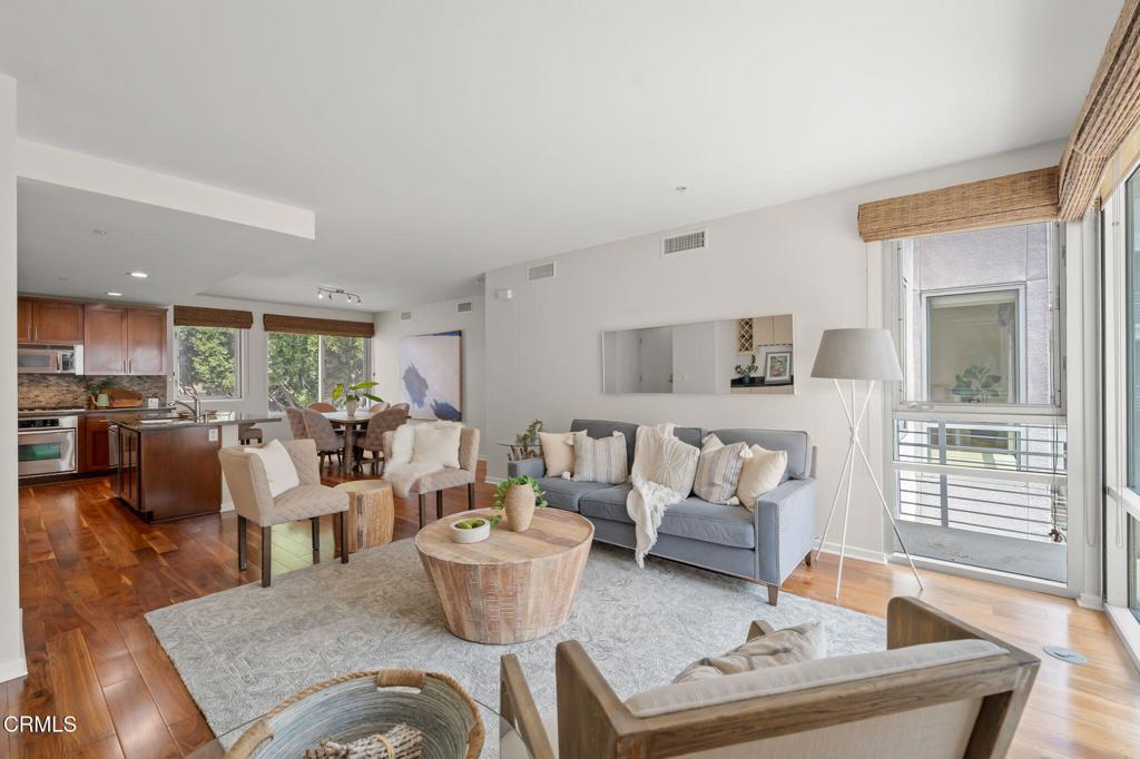 111 S De Lacey Avenue 313