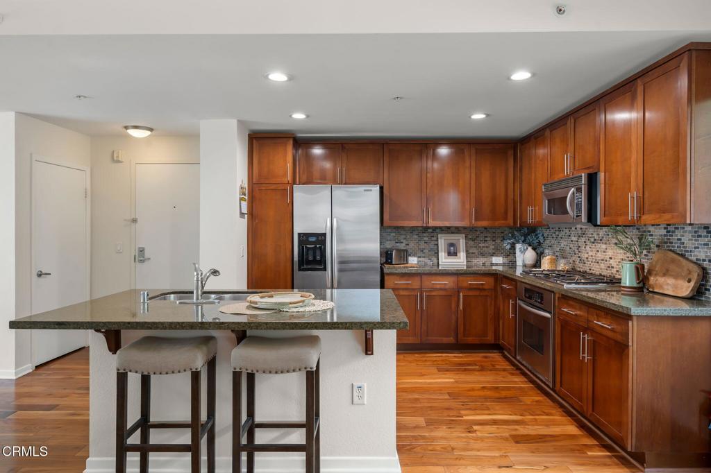 111 S De Lacey Avenue 313