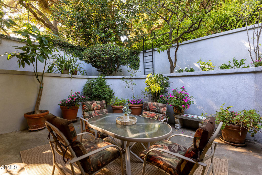 23 Hidden Valley Road