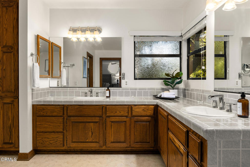 23 Hidden Valley Road