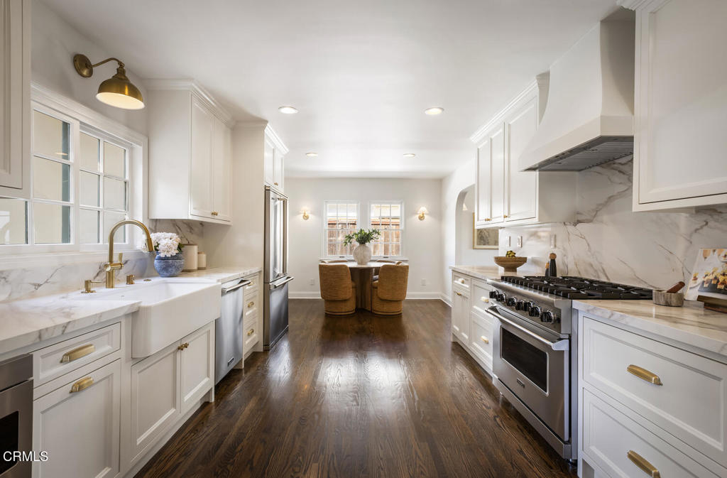 1953 Grand Oaks Avenue