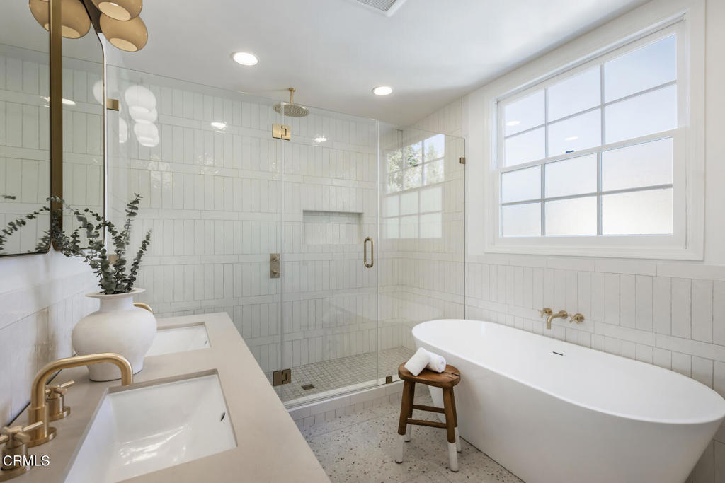 1953 Grand Oaks Avenue