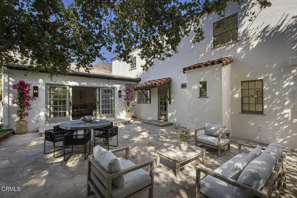 1953 Grand Oaks Avenue