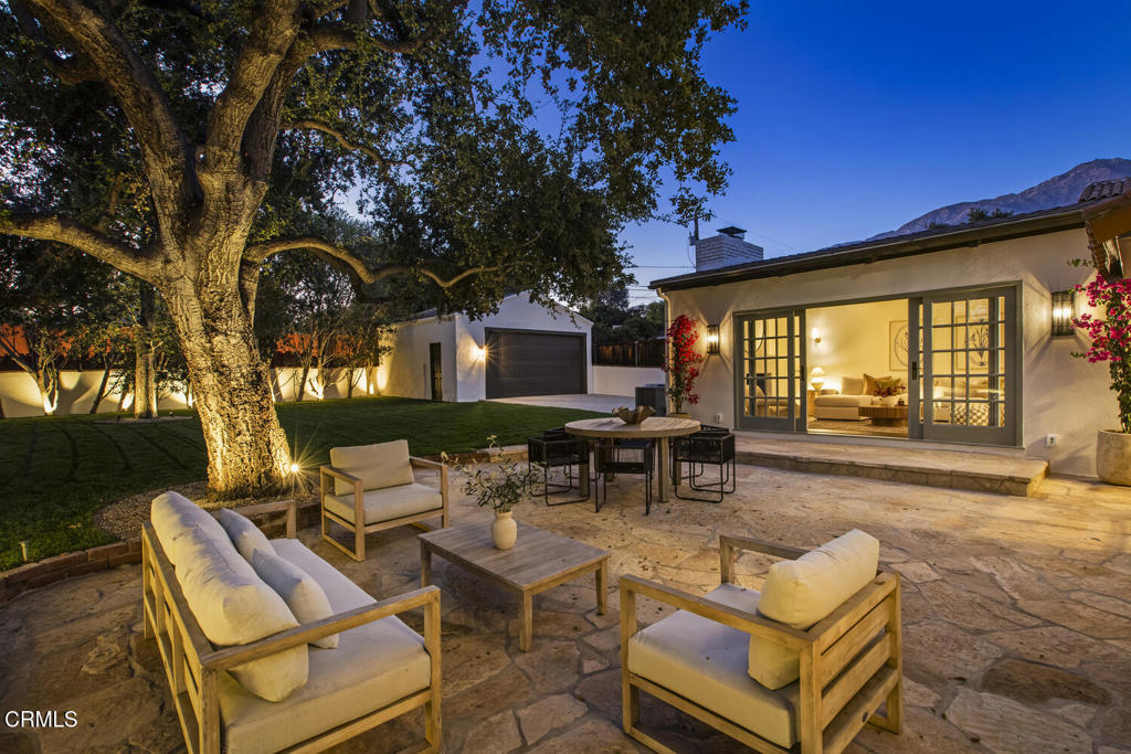 1953 Grand Oaks Avenue