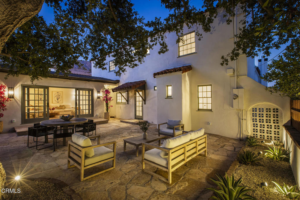 1953 Grand Oaks Avenue