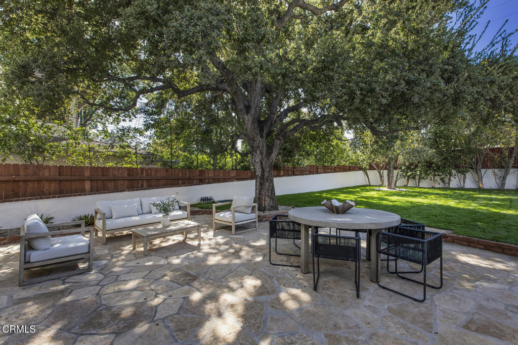 1953 Grand Oaks Avenue