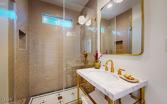 1953 Grand Oaks Avenue