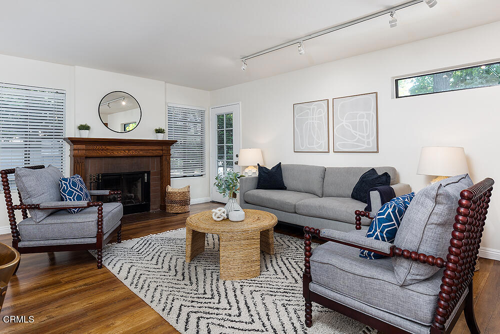 99 N Catalina Avenue 1