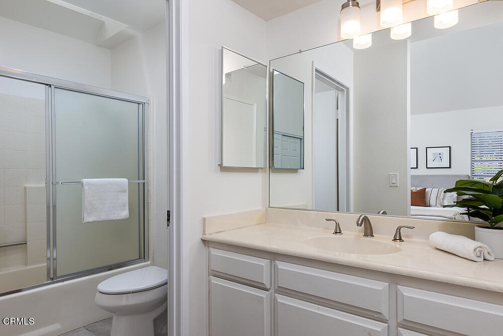 99 N Catalina Avenue 1