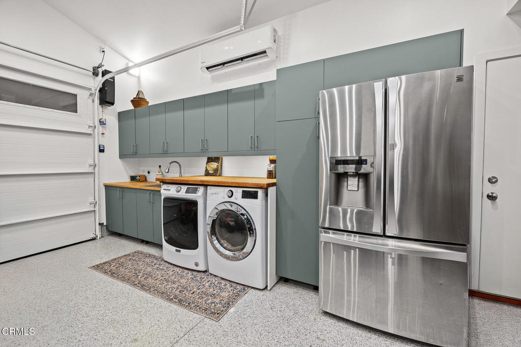 1121 Buena Vista Street