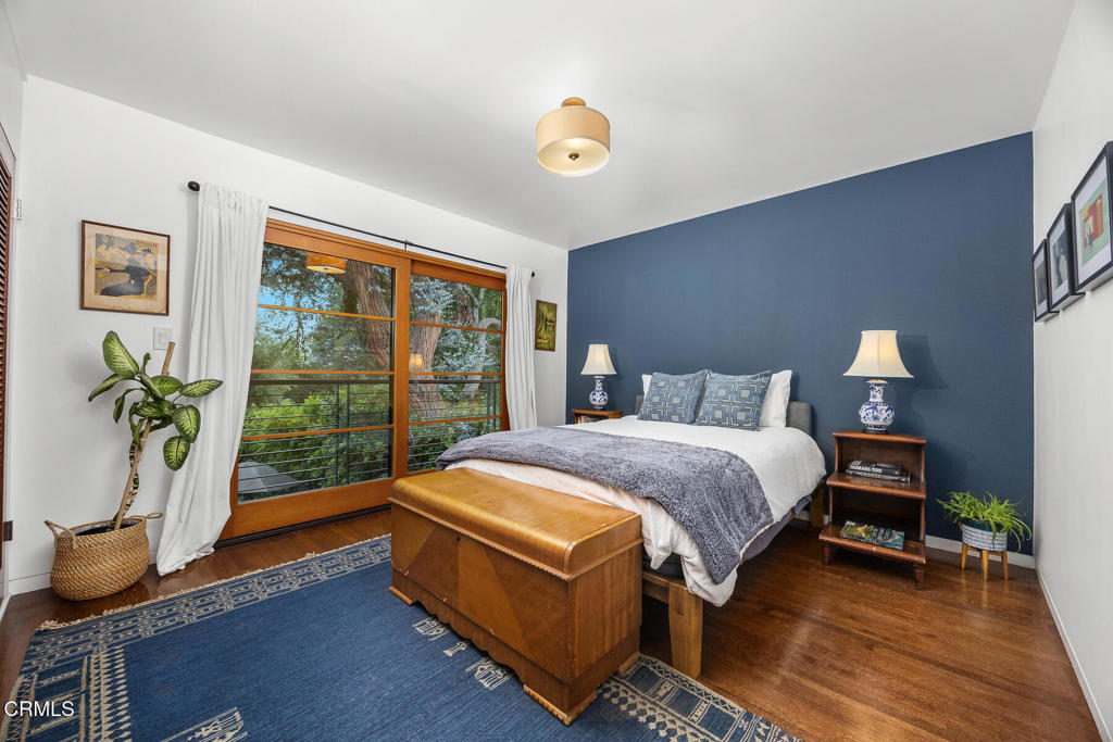 1121 Buena Vista Street