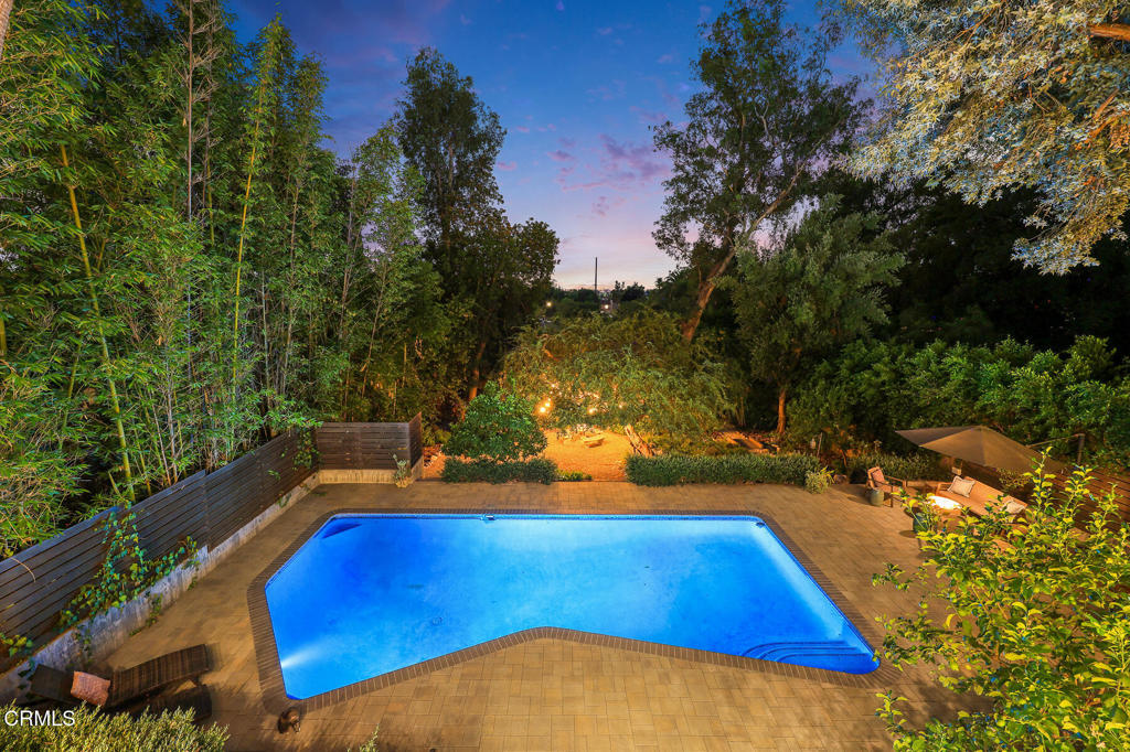 1121 Buena Vista Street