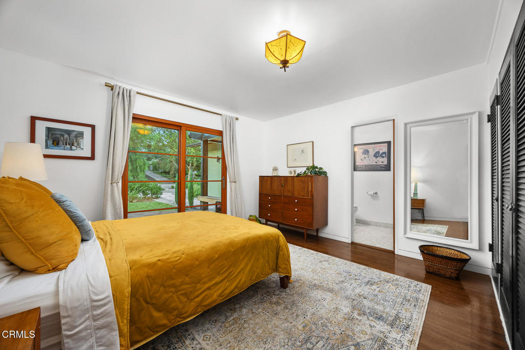 1121 Buena Vista Street