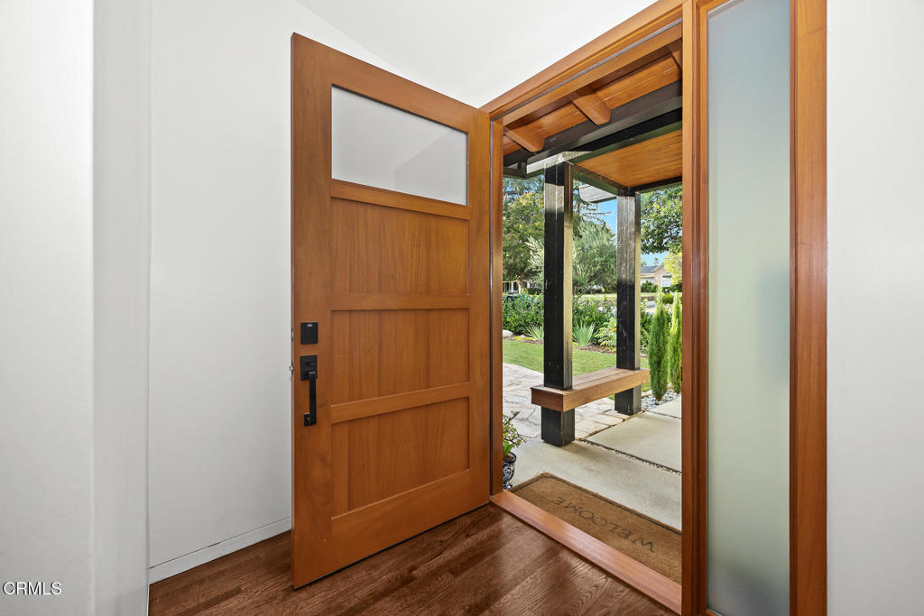 1121 Buena Vista Street