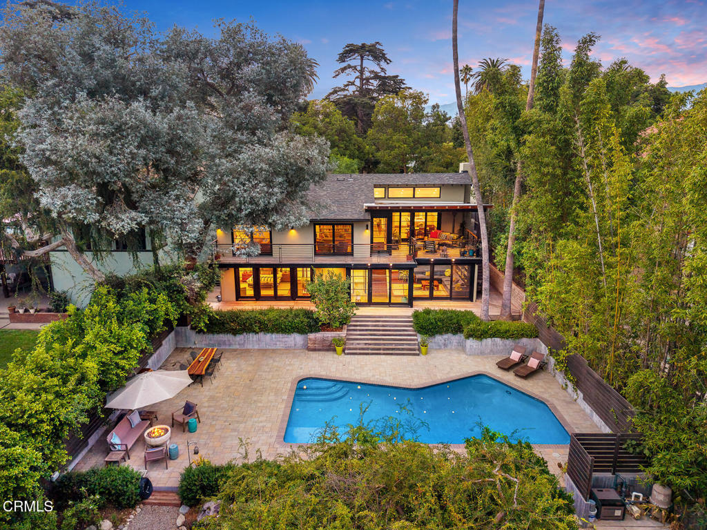 1121 Buena Vista Street