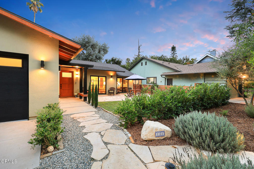 1121 Buena Vista Street