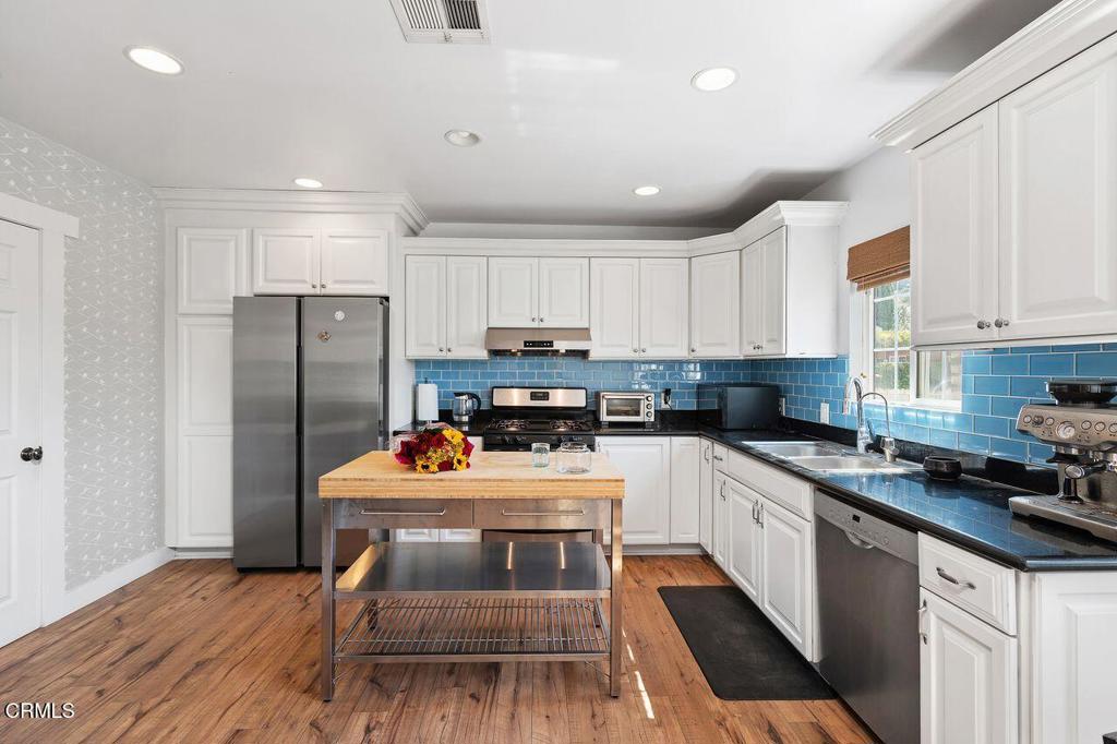 3847 Sunbeam Drive