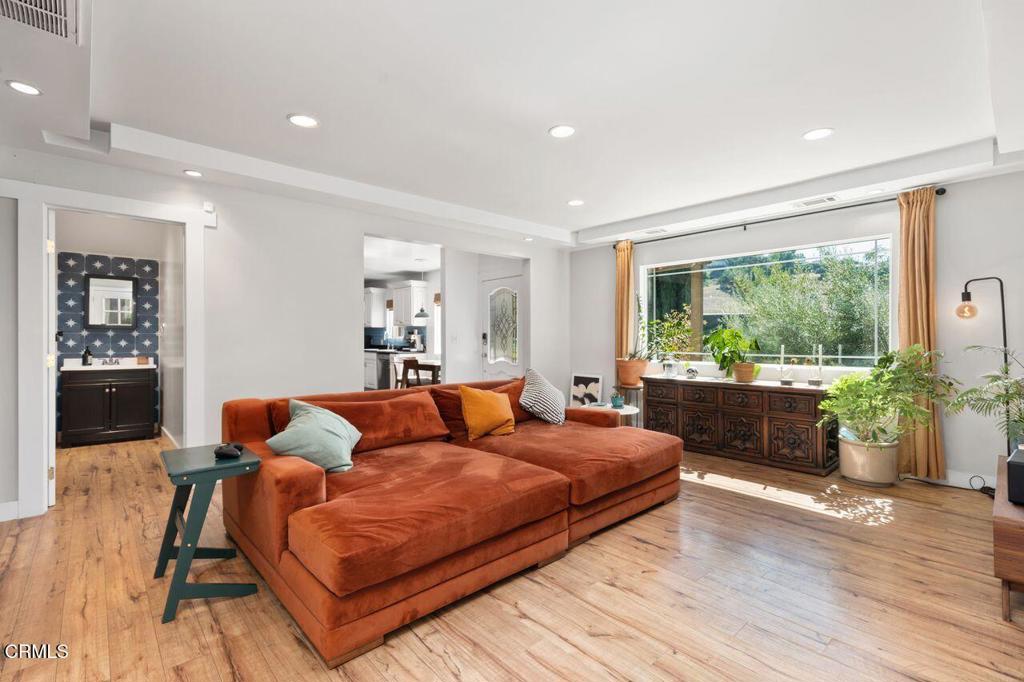 3847 Sunbeam Drive