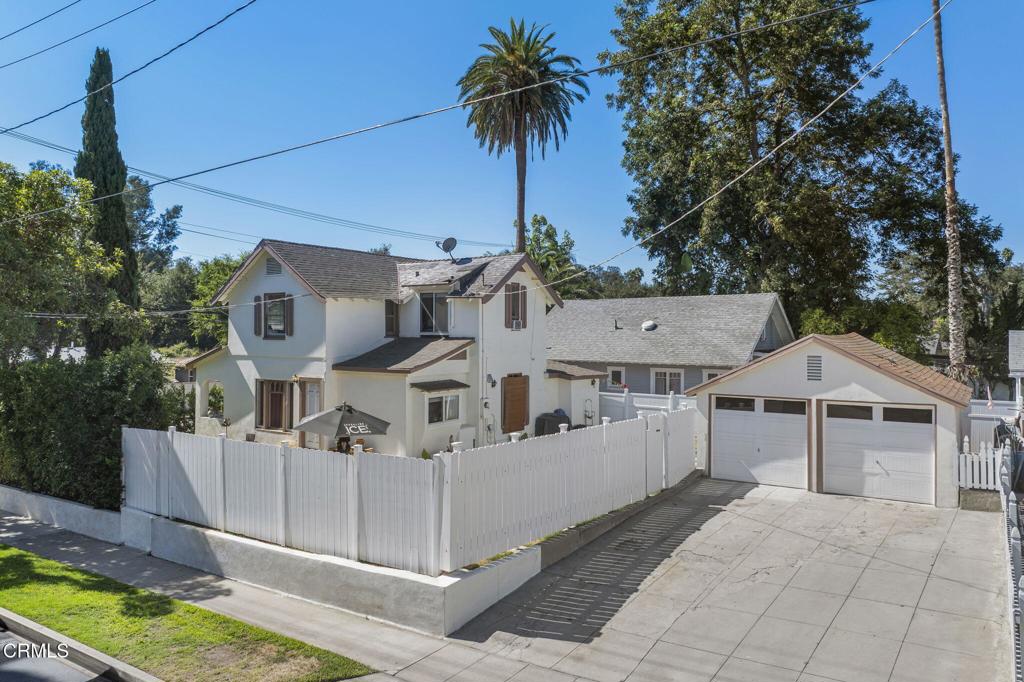 1065 E Mountain Street