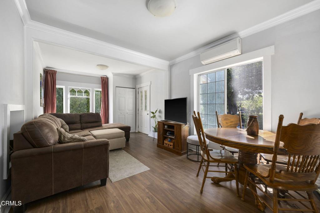 1065 E Mountain Street