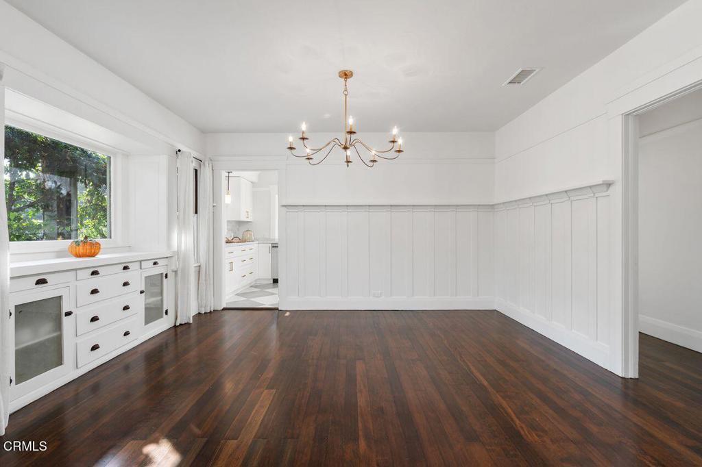 114 W 3rd Street