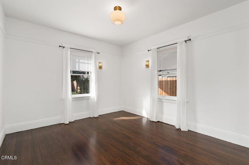 114 W 3rd Street