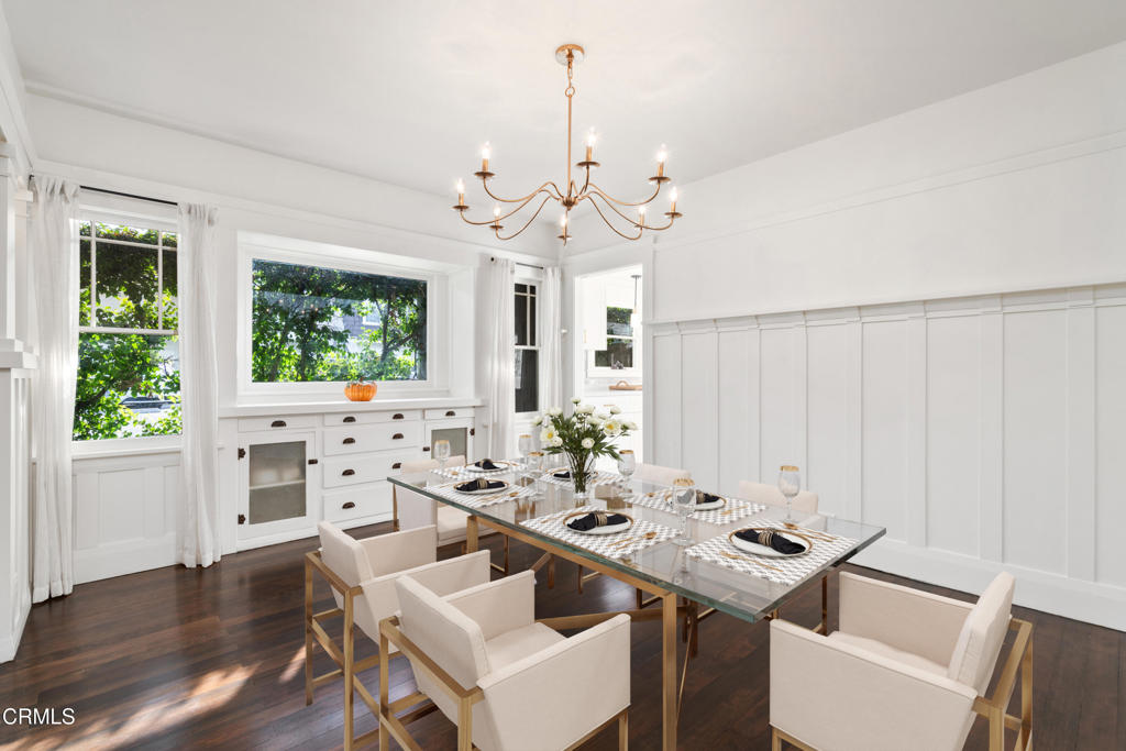 114 W 3rd Street