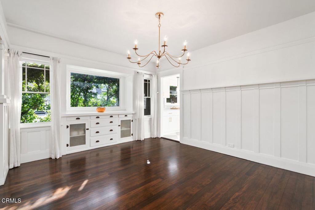 114 W 3rd Street