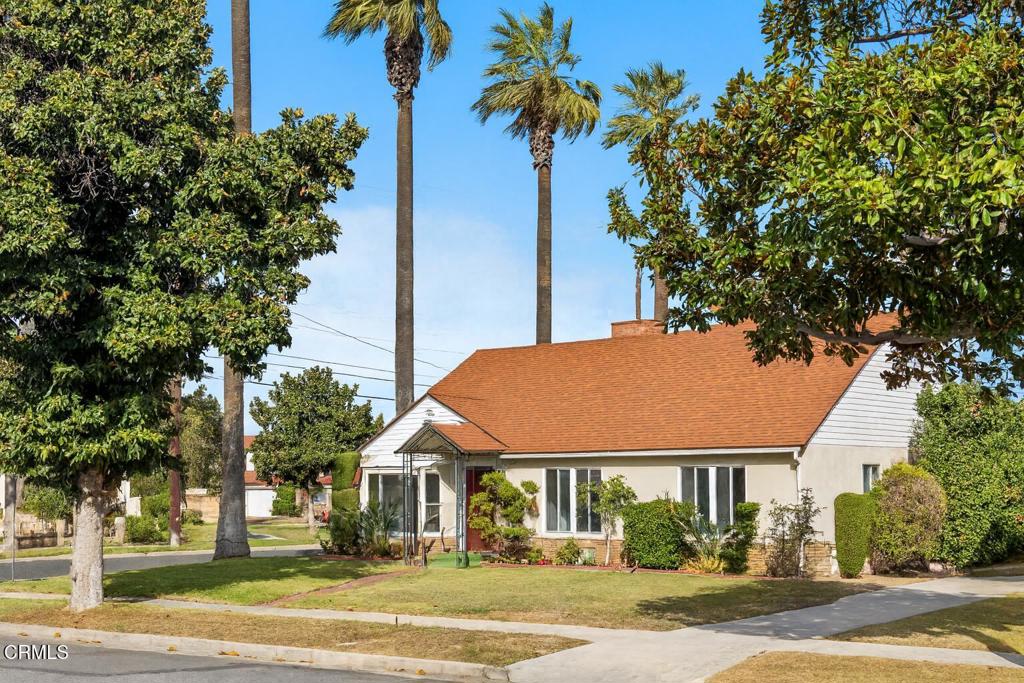 1100 S Stoneman Avenue