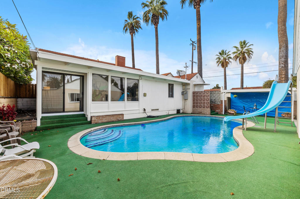 1100 S Stoneman Avenue