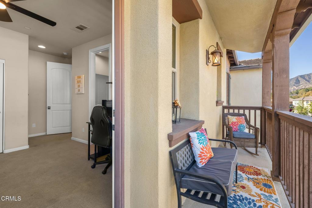 550 E Desert Willow Road