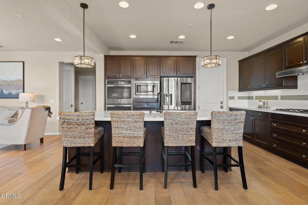 550 E Desert Willow Road